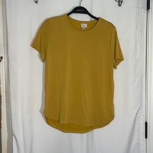 Yellow short sleeve shirt